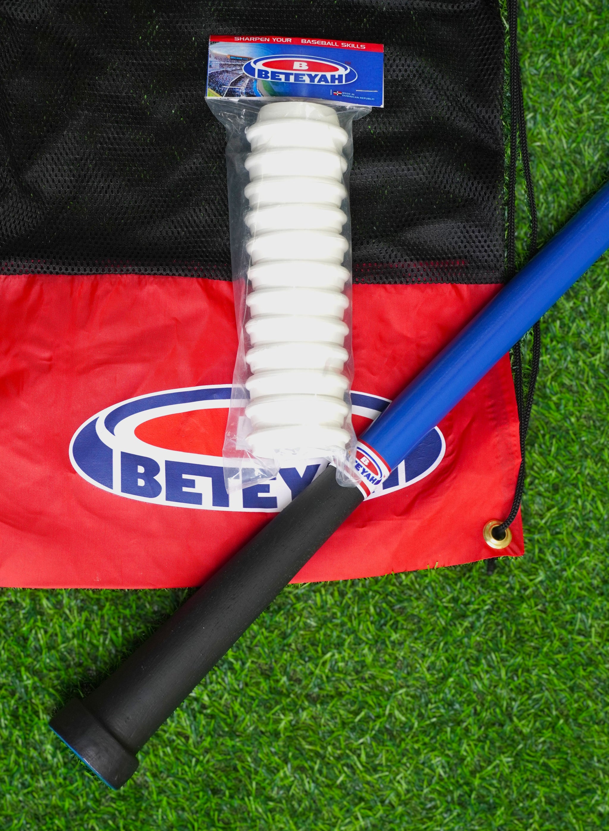 Premium Bat BETEYAH Starter Set 1 - 1 Premium Bat + 1 Pack (12 Caps)